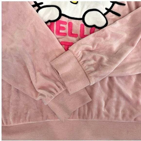 Hello Kitty Sanrio x H&M Pink Velour Girls Set - Picture 13 of 14